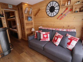Studio rénové à Tignes · Proche pistes et commerces · Balcon exposé Sud · WIFI inclus - FR-1-502-554